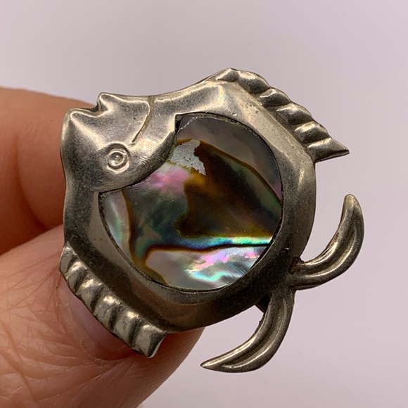 Mexico Alpaca abalone fish pin - Picture 3 of 4